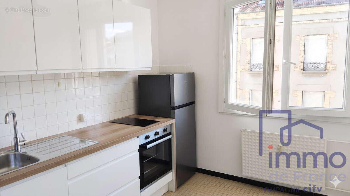 Appartement à SAINT-ETIENNE