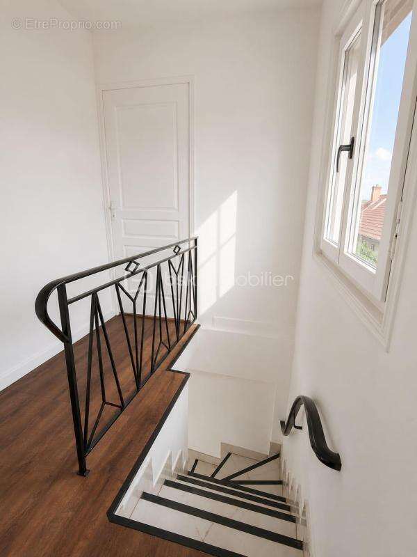 Maison à CHELLES