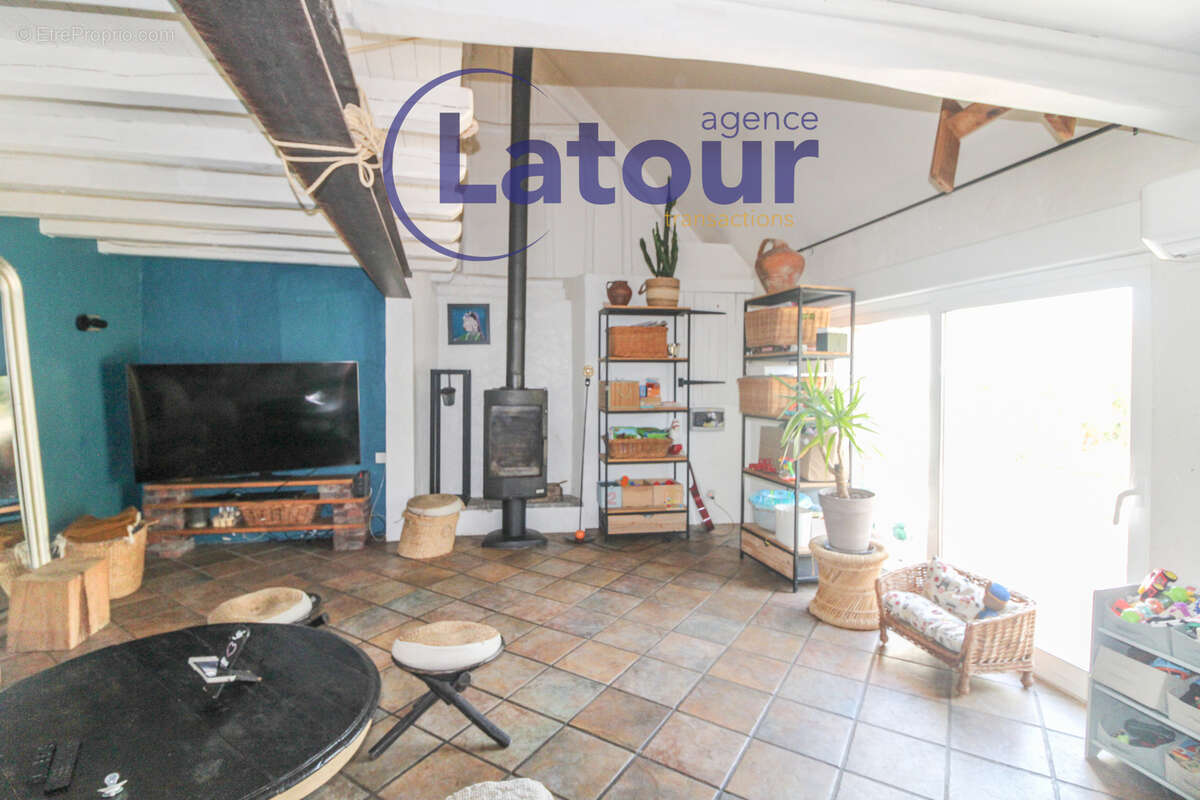 Maison à TREON