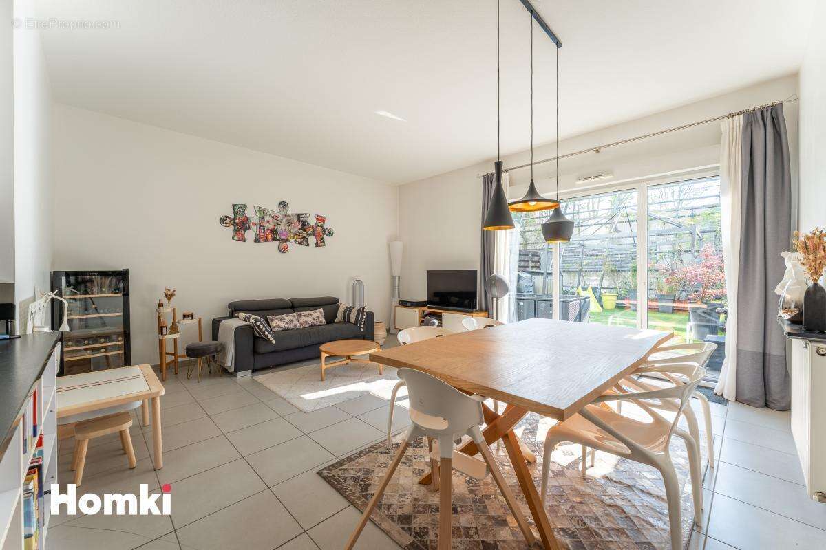 Appartement à BORDEAUX