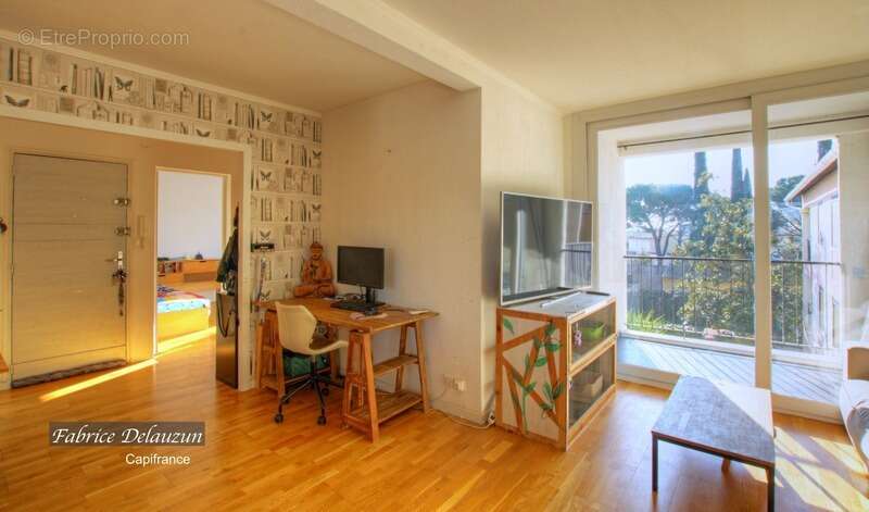 Appartement à SAINT-MARTIN-DE-CRAU