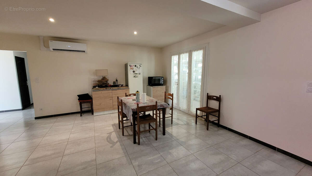 Maison à NICOLE