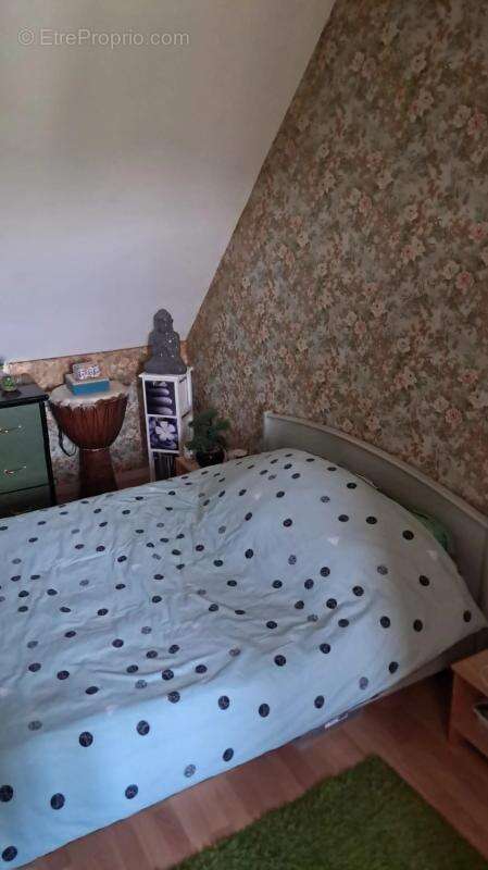 Maison de 7 pièces de 150 m² à Saint-Brice - photo 10