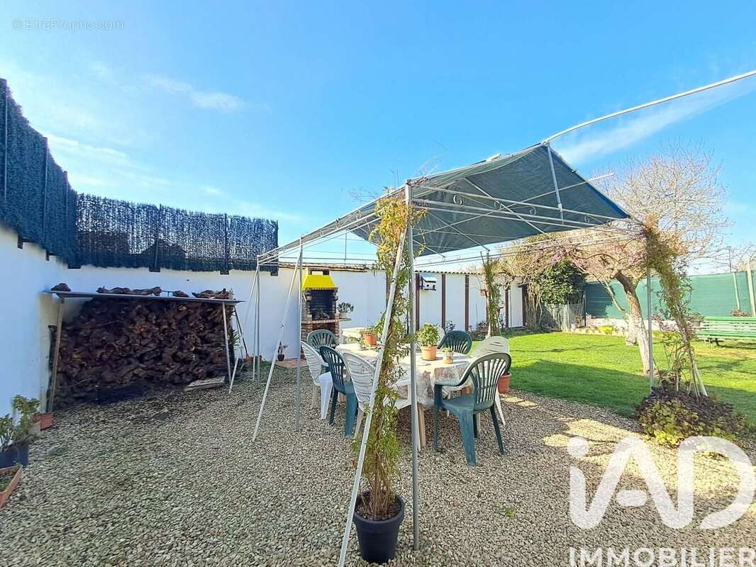 Photo 4 - Maison à LIGNY-LE-CHATEL