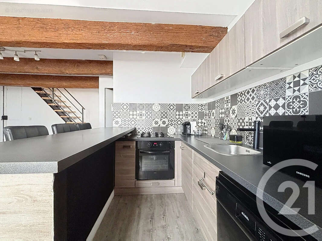 Appartement 68 m² à Sete  - photo 8