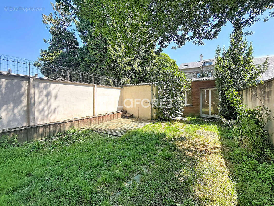 Maison Flers 8 pièces 140 m² - photo 2