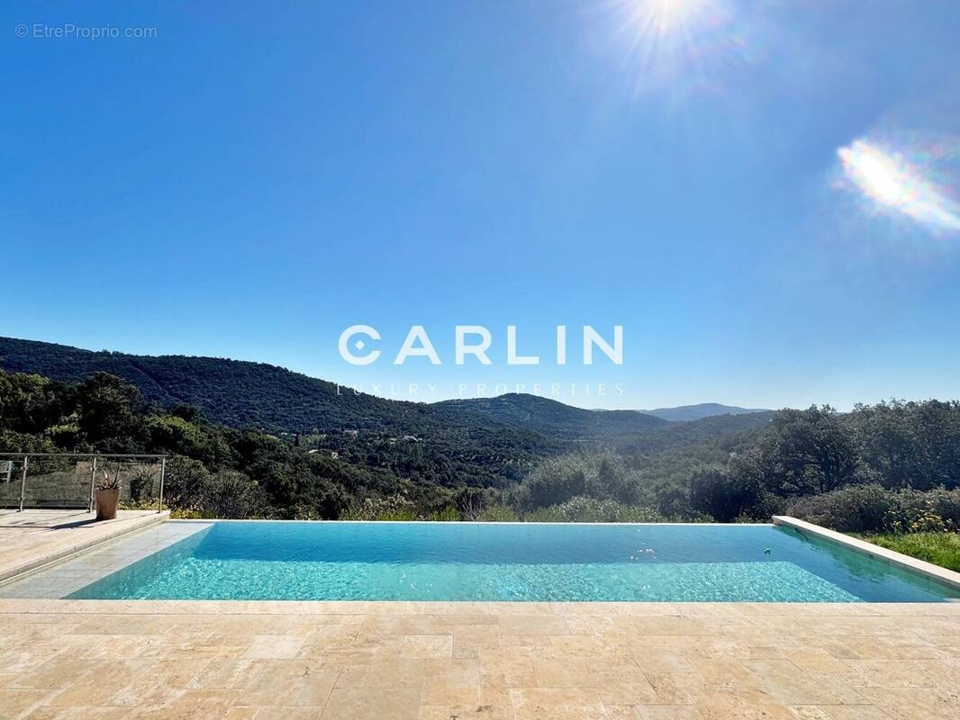 Maison à LA GARDE-FREINET