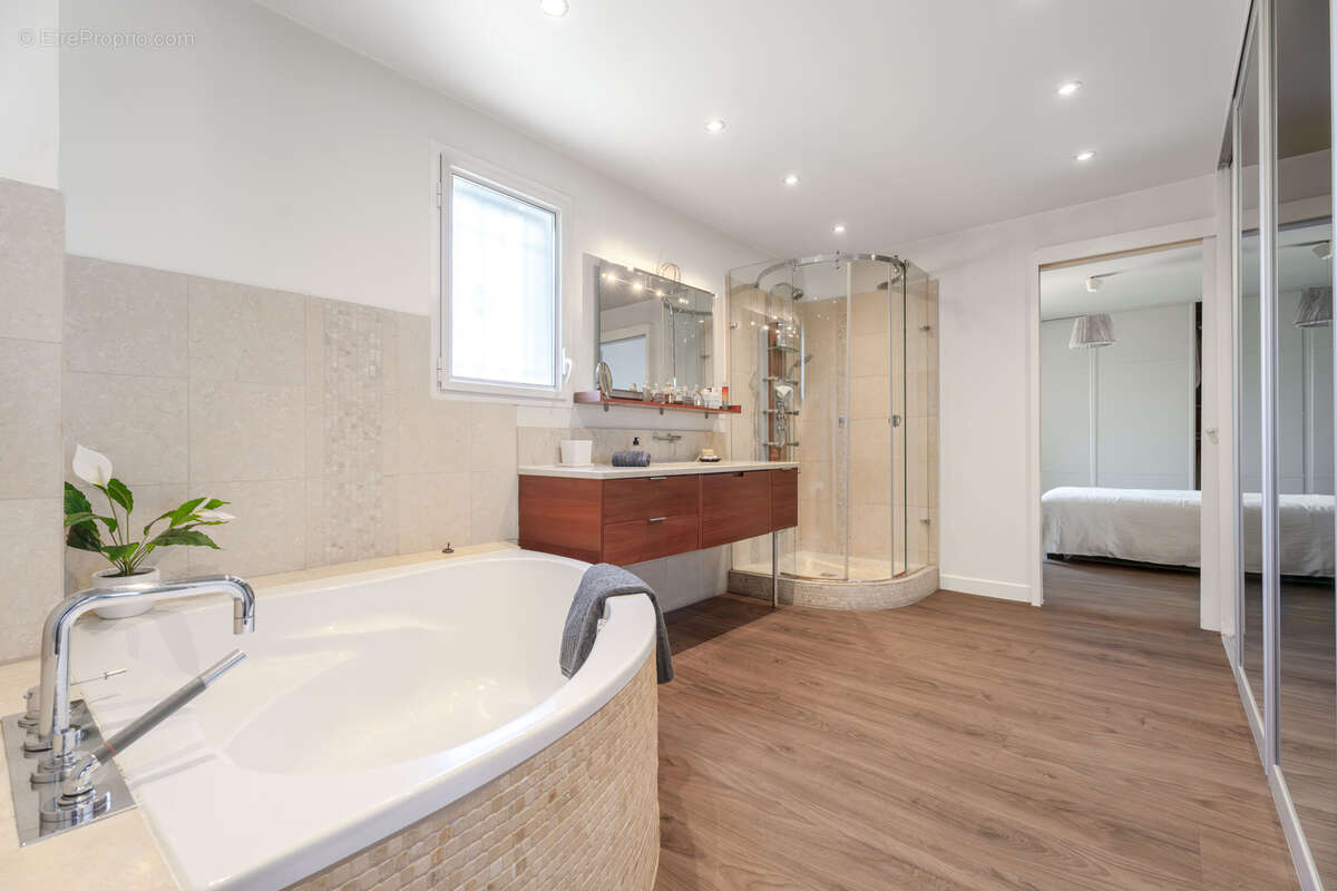 Appartement à LE PRADET