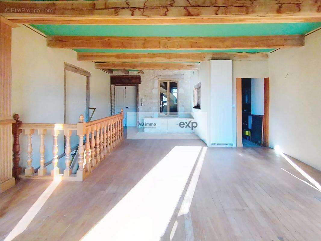 Appartement à MONTPEZAT-DE-QUERCY