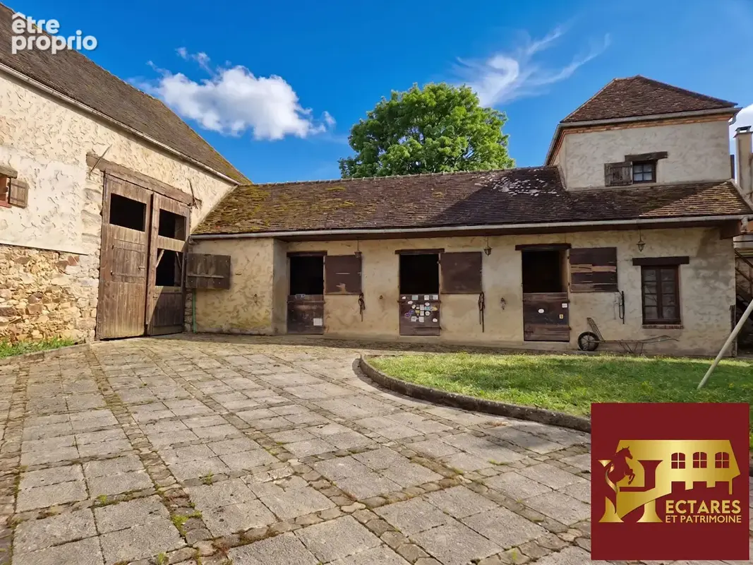 Maison avec boxes et 1.2 ha à 45 minutes Fontainebleau - photo 2