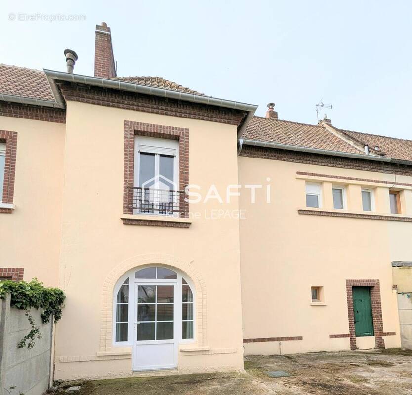 Photo 1 - Maison à LONGPRE-LES-CORPS-SAINTS