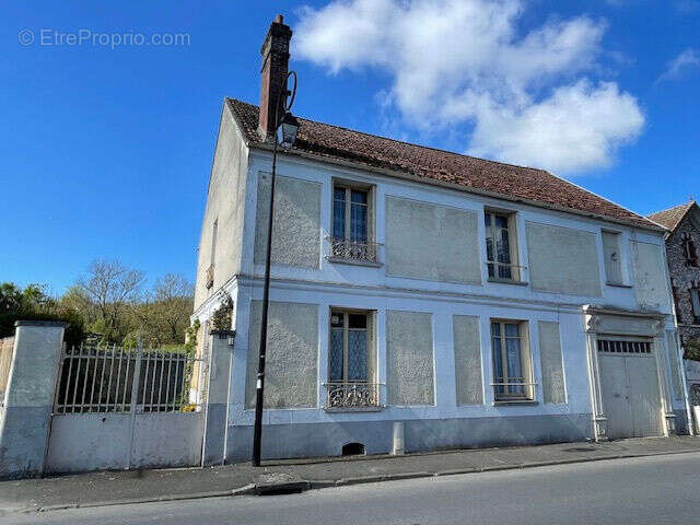 Maison 89 m² à Jouy-Sur-Morin  - photo 2
