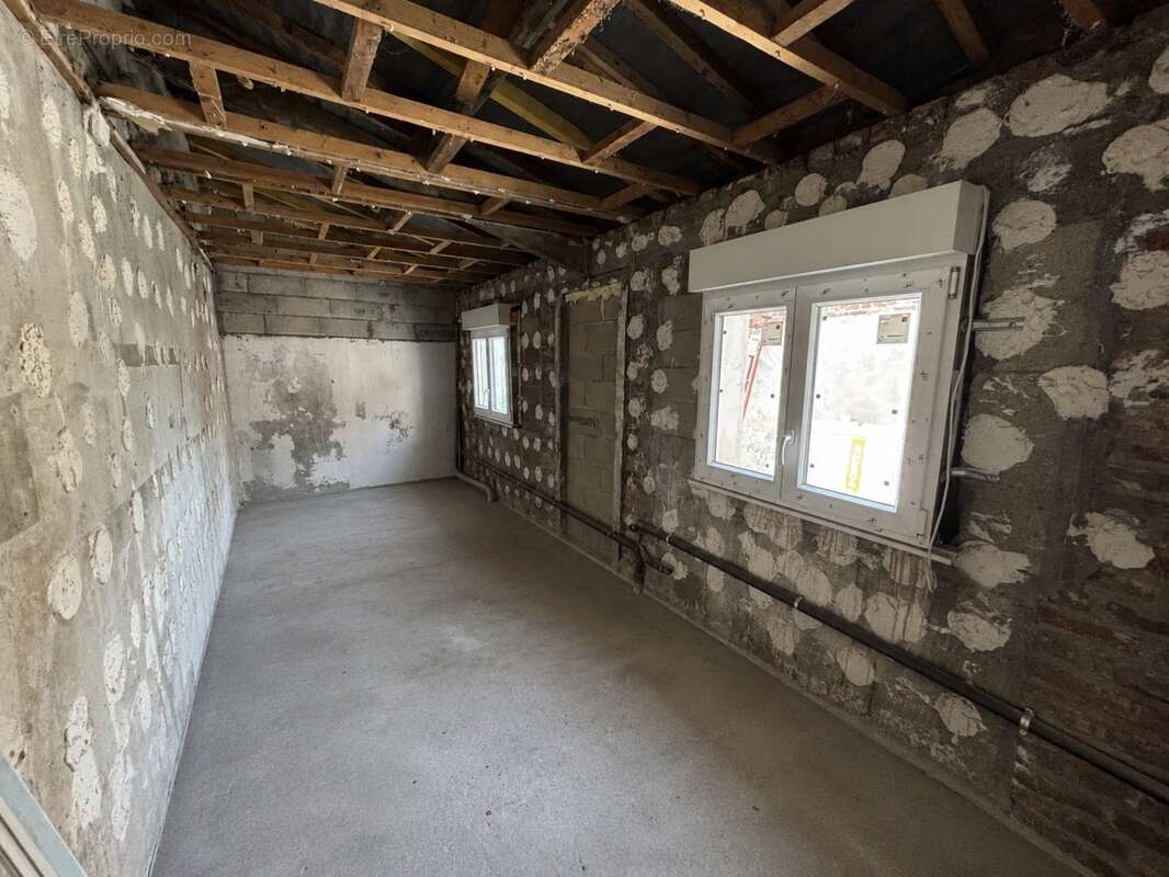 Maison à rénover 130 m² sur 300 m² de terrain - Breteuil 60120 - photo 3