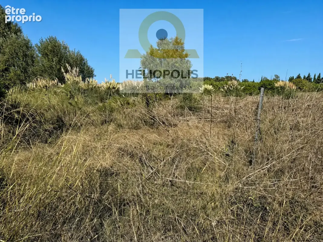 Terrain de loisirs clos à Sainte-Marie-la-Mer - photo 2