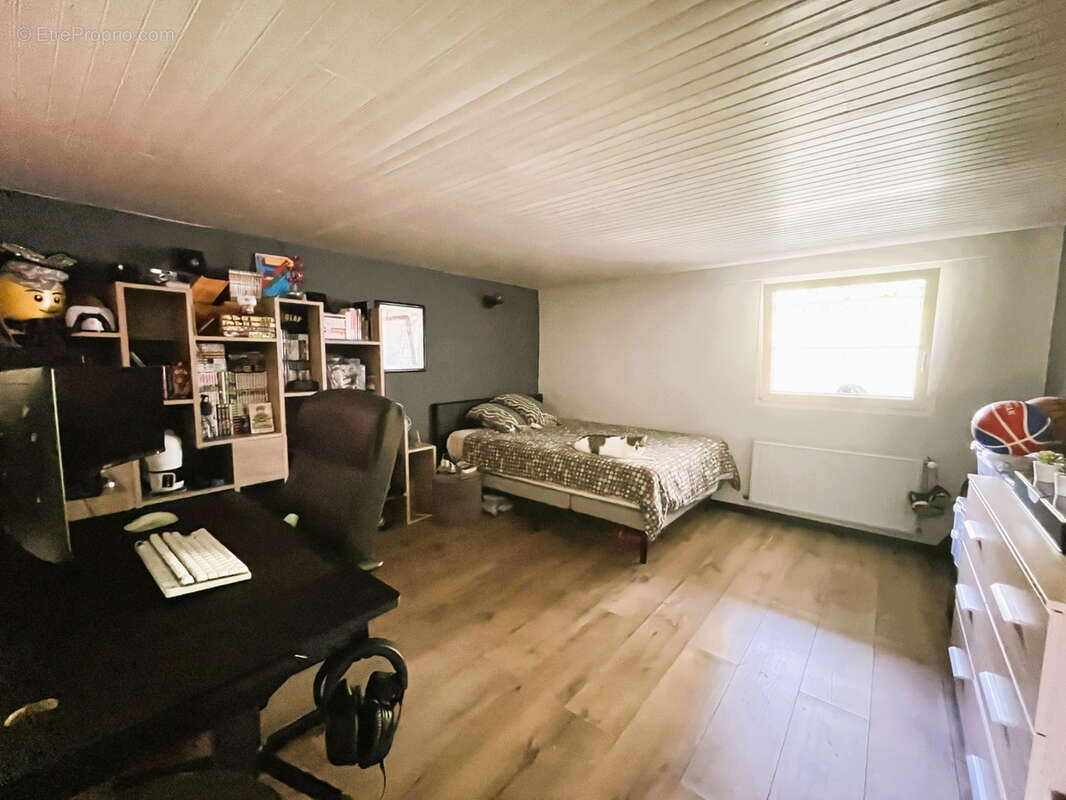 Maison à SAINT-PREST