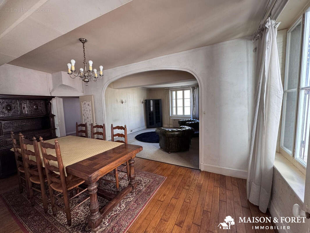 Maison à BONNY-SUR-LOIRE