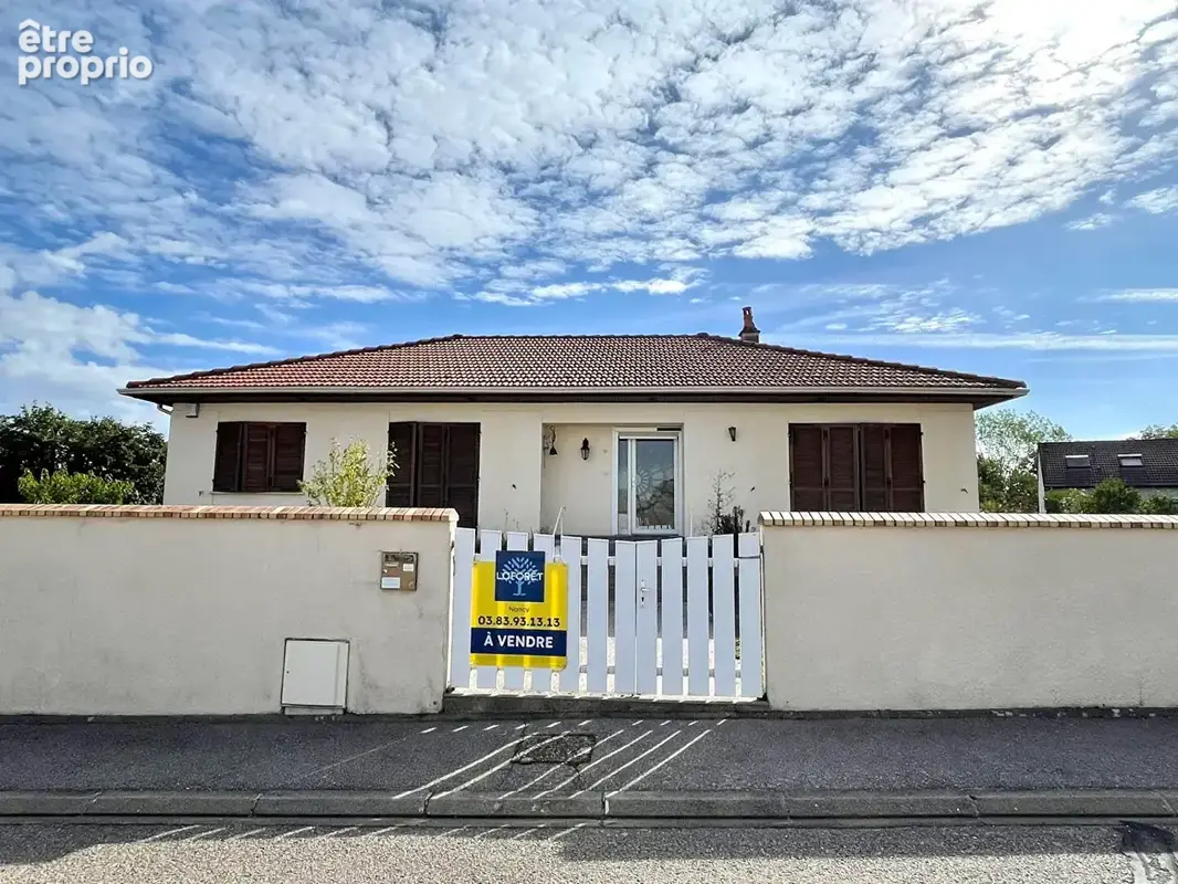 Maison à MEREVILLE