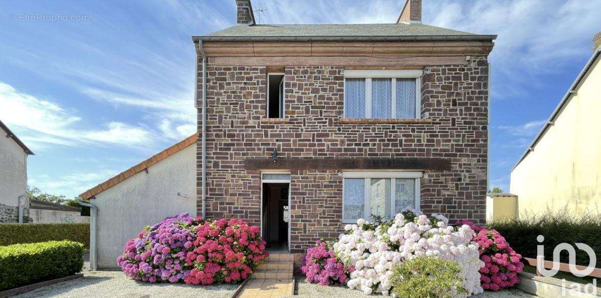 Photo 2 - Maison à SAINT-GILLES