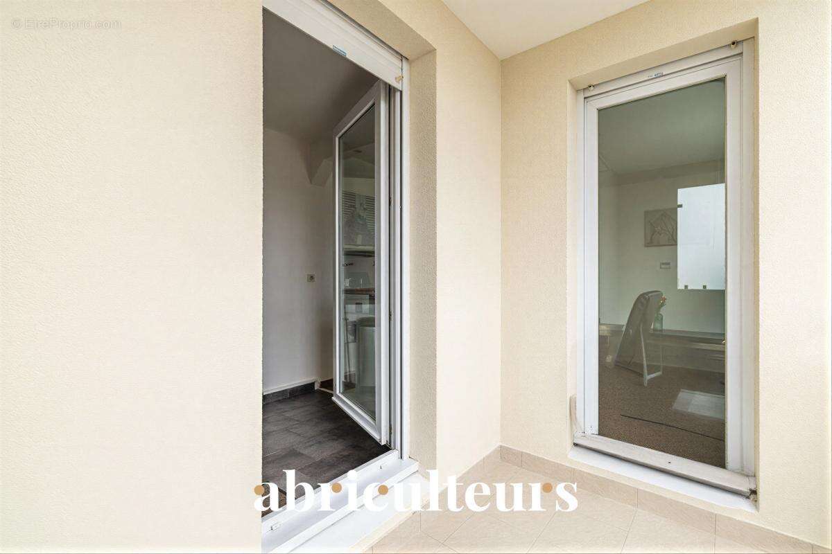 Appartement à ISSY-LES-MOULINEAUX