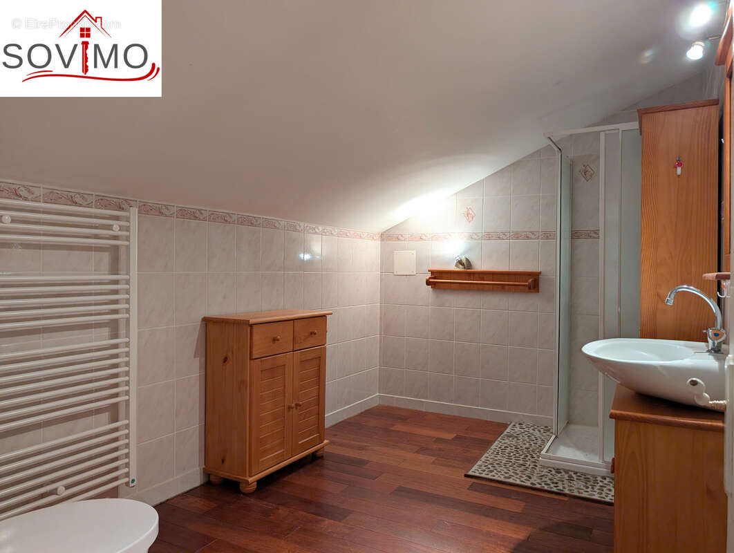 Maison à AVAILLES-LIMOUZINE