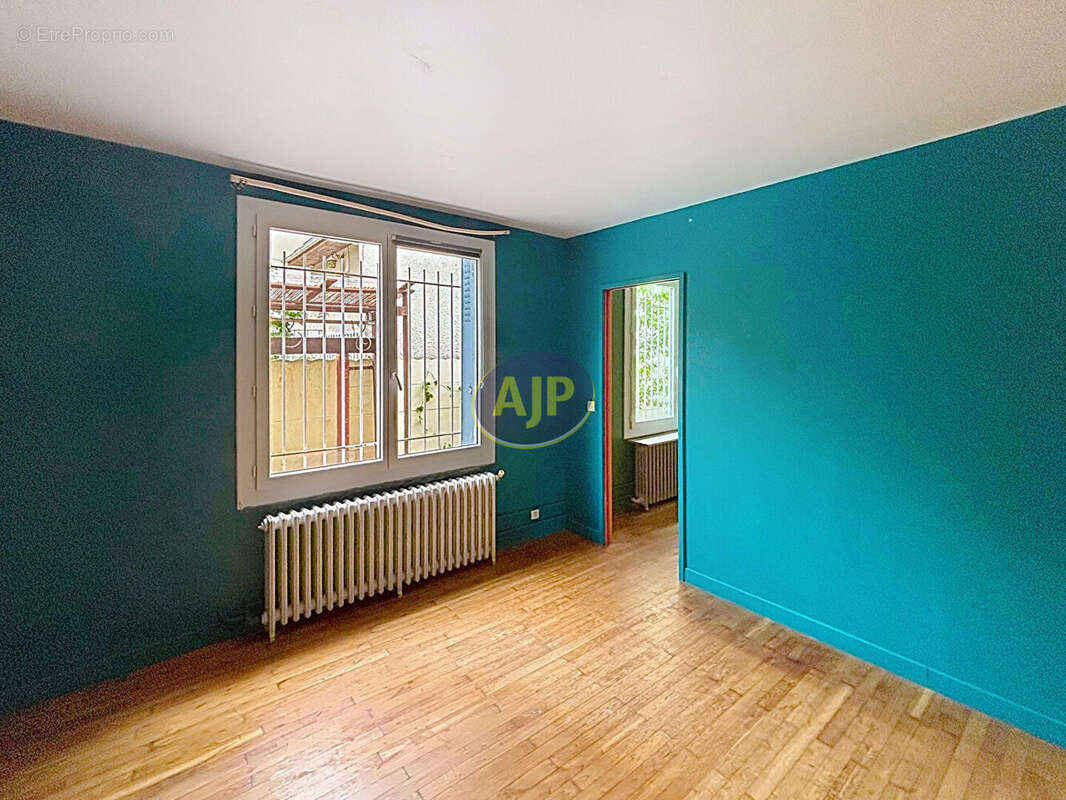 Maison à BOBIGNY