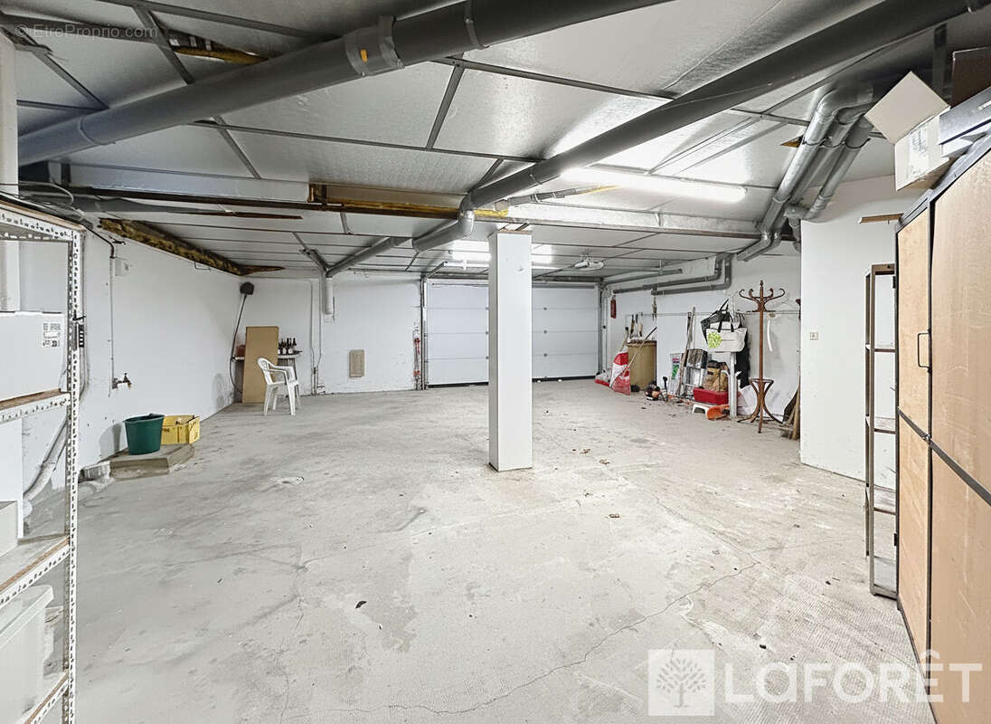 ORANGE CENTRE - Grande maison 168m², sur jardin. - photo 8