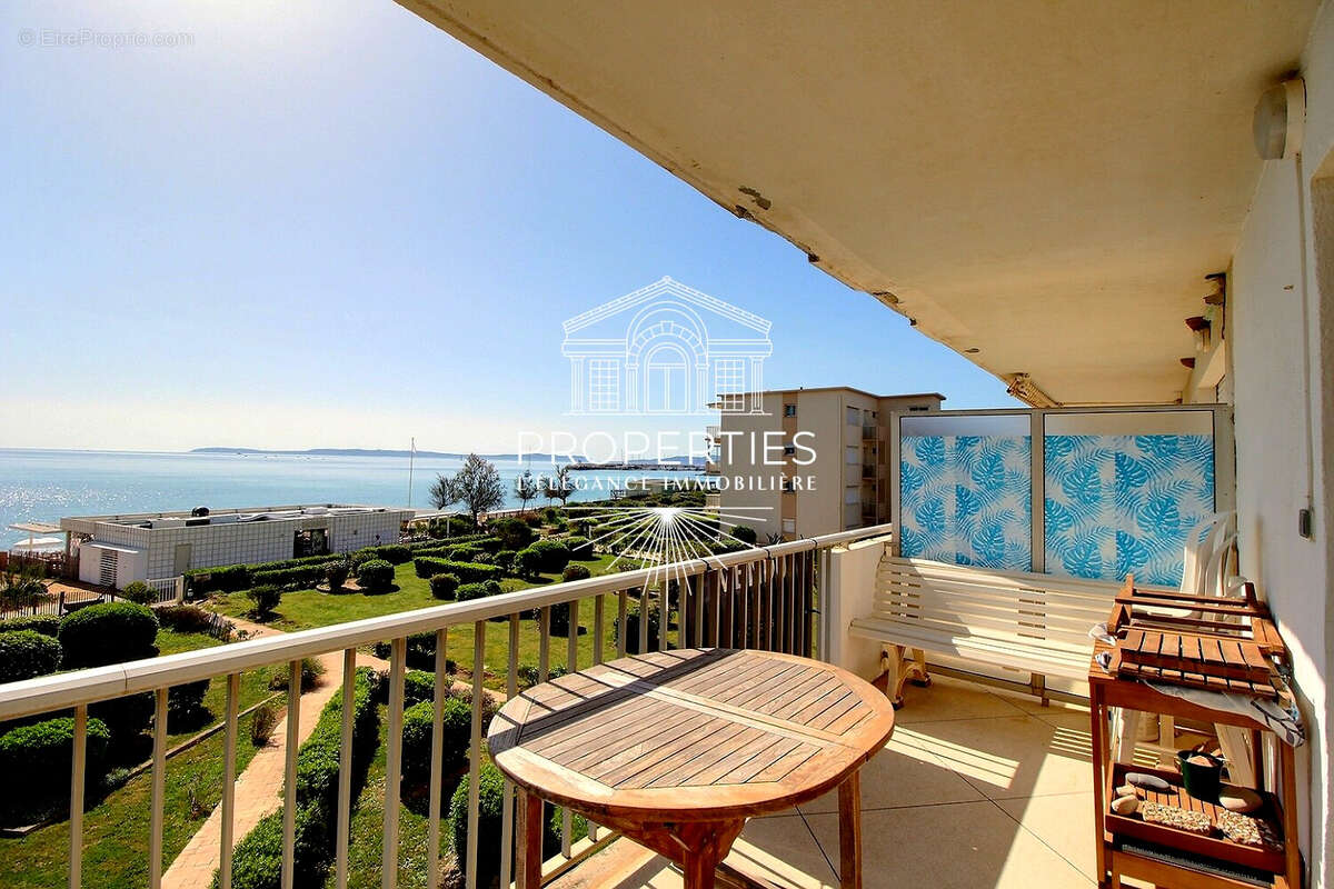 Appartement à LE LAVANDOU