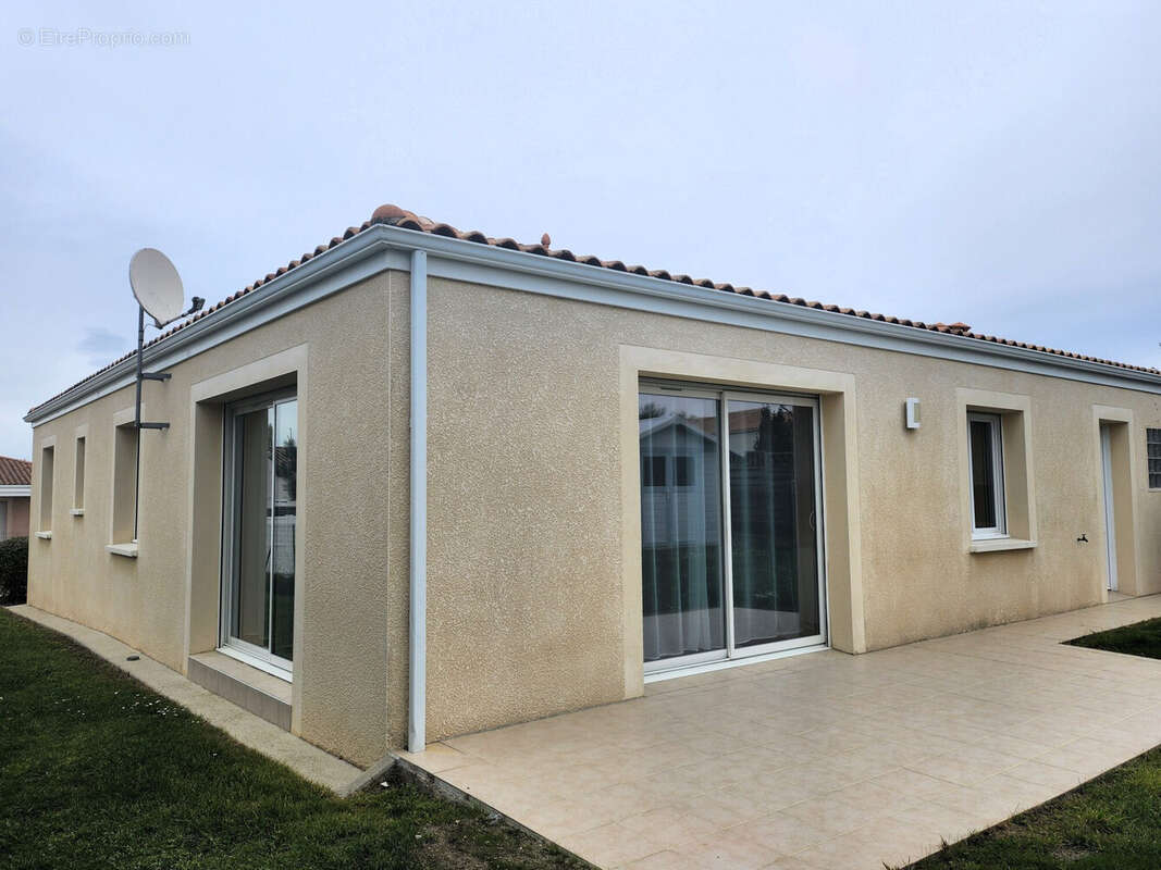 Maison 101 m² à Saint-Augustin  - photo 2