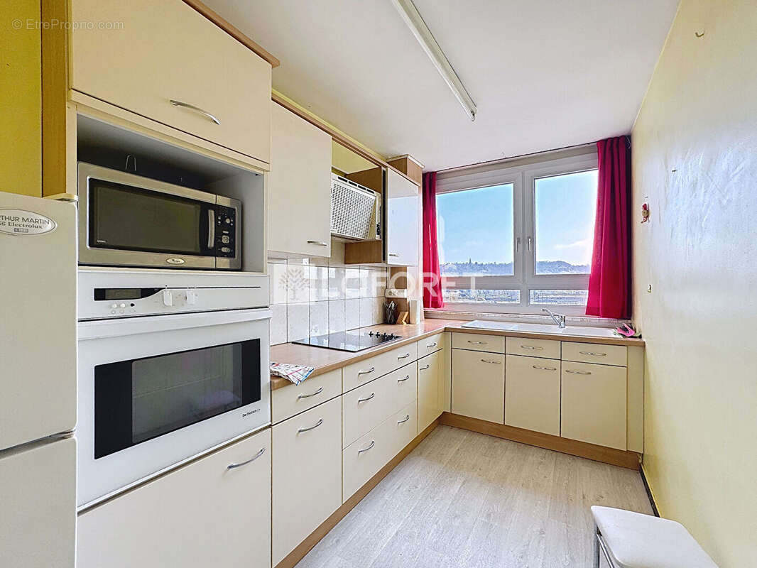 Appartement à SOTTEVILLE-LES-ROUEN