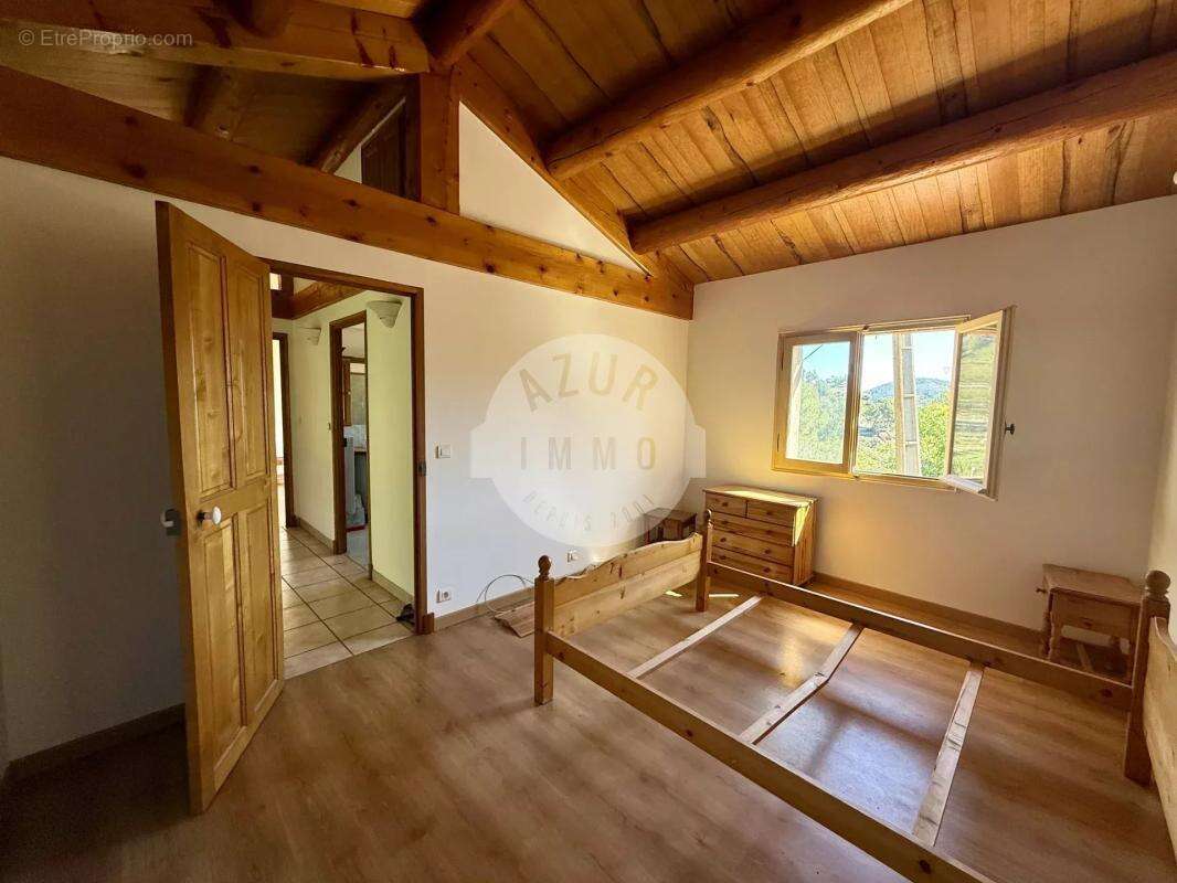 Maison à ROQUEVAIRE