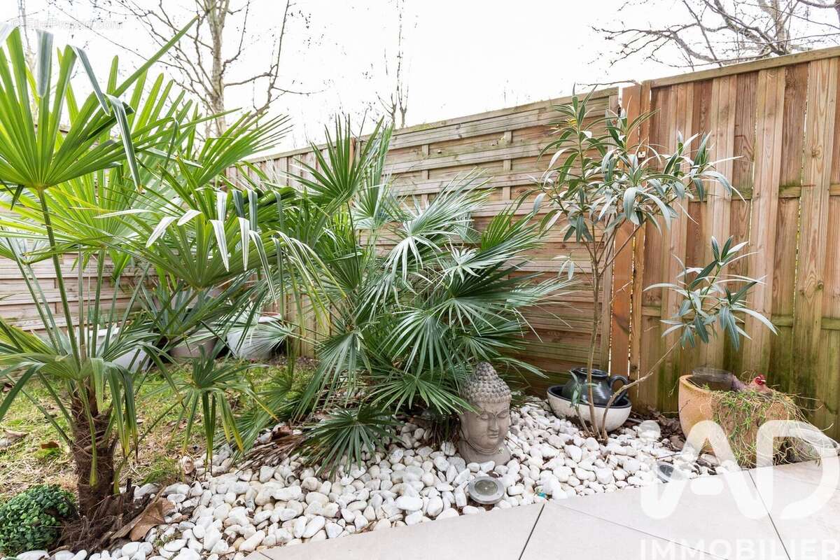 Photo 3 - Appartement à SAINTE-GENEVIEVE-DES-BOIS