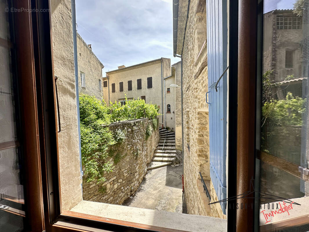 Maison à MIRABEL-AUX-BARONNIES