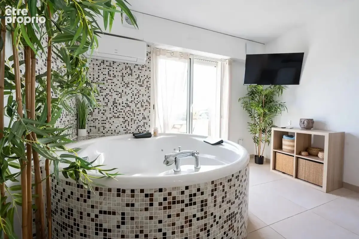 Villefranche-sur-mer – duplex d'exception avec jacuzzi et vue mer panoramique - photo 2