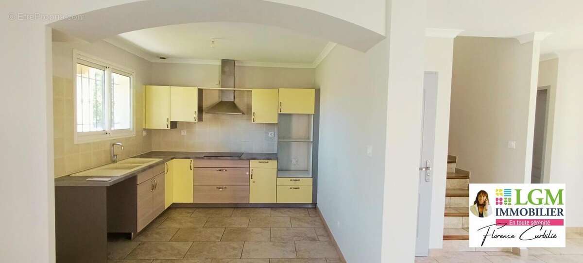 Villa 4 pièces avec garage sur un terrain de 688m² au bout d'une impasse - photo 8