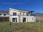 Maison à SAINT-MARTIN-D&#039;URIAGE