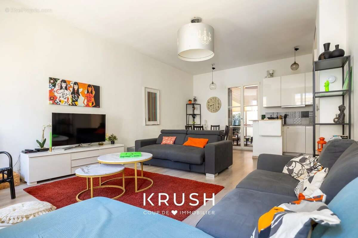 Appartement à MARSEILLE-2E