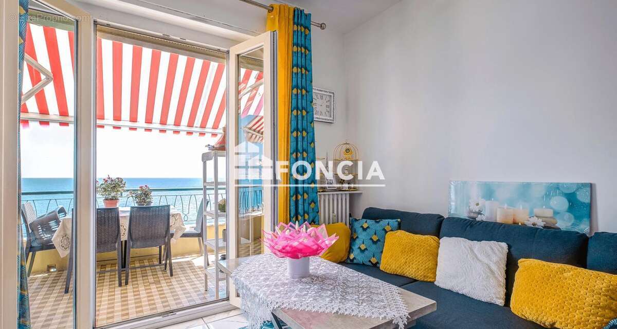 A vendre Promenade, 2p DERNIER ETAGE avec terrasse - photo 3