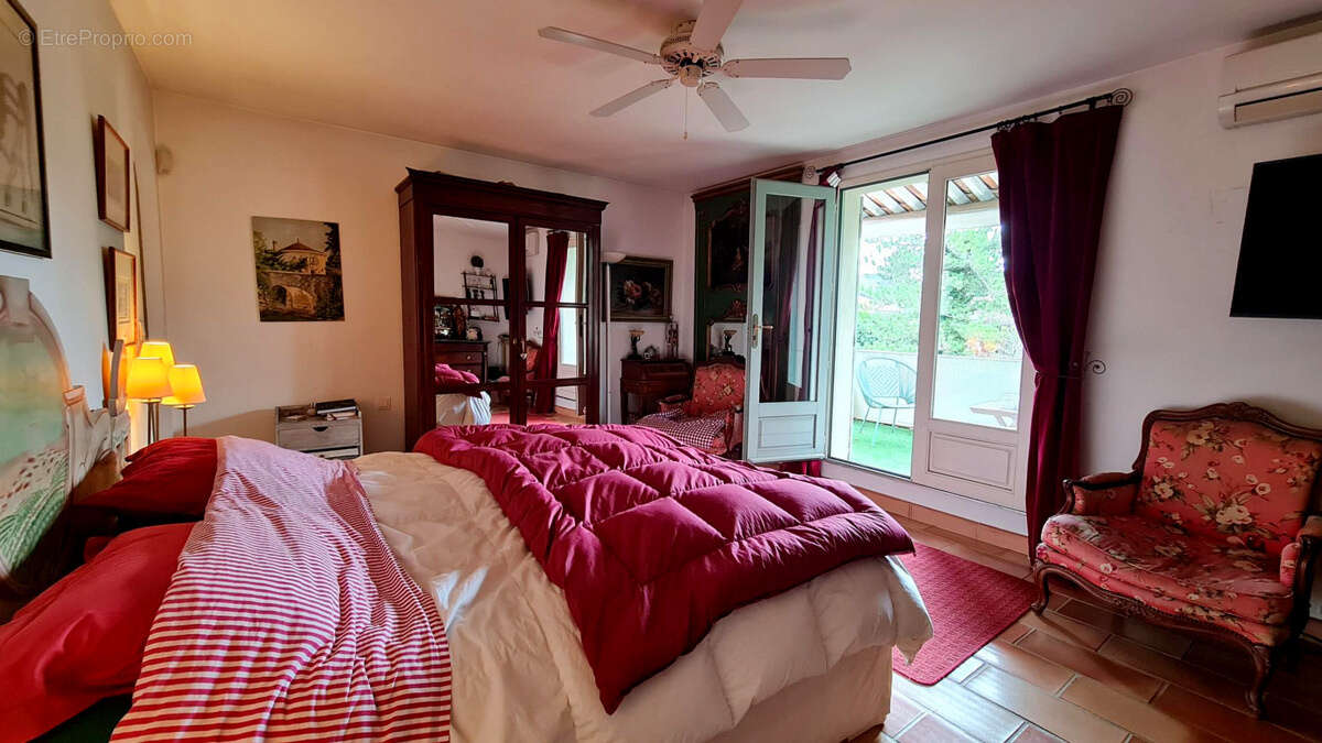 Maison à VILLENEUVE-LES-AVIGNON