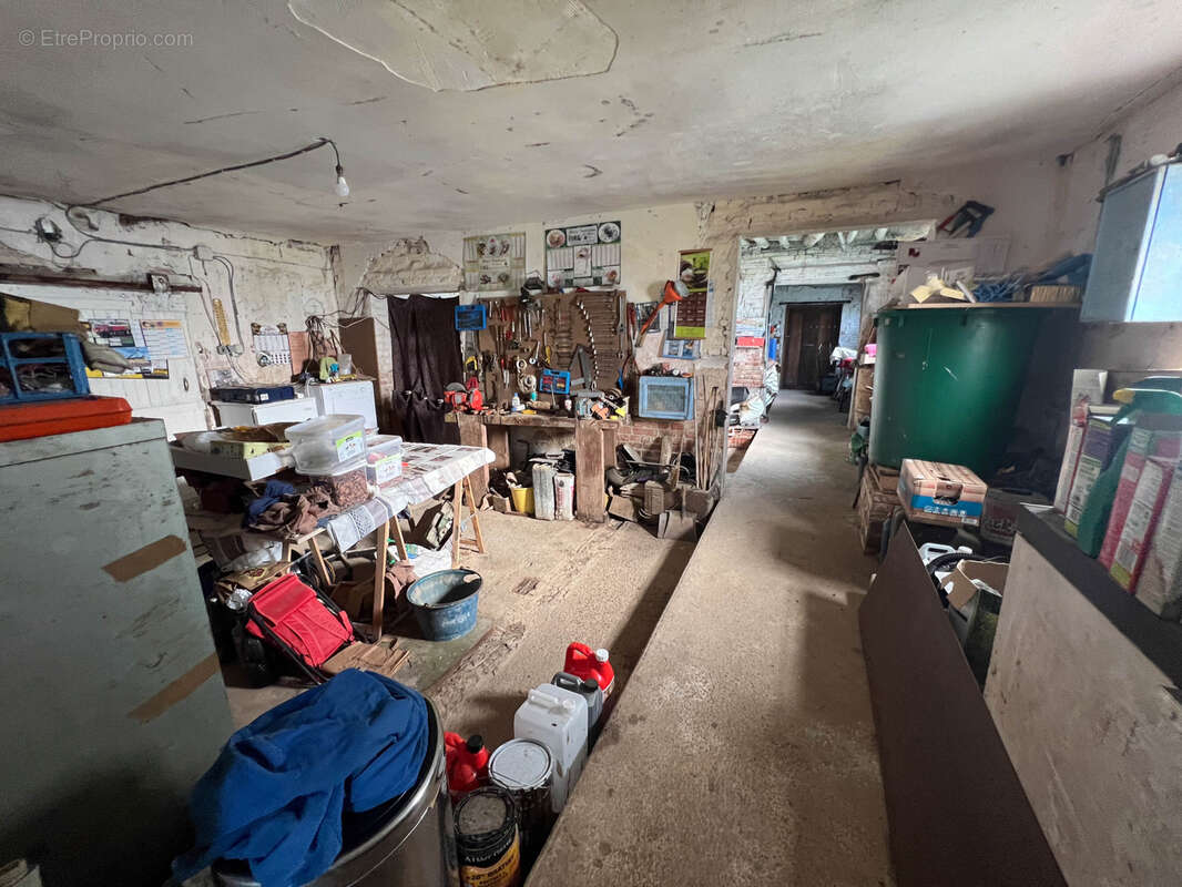 Maison de maître au fond d'une allée au calme avec annexes - photo 28