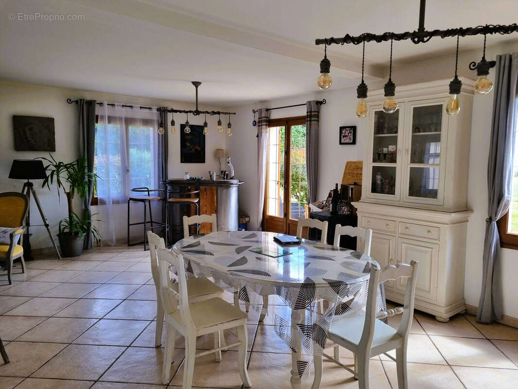 Maison à LA BOURDINIERE-SAINT-LOUP