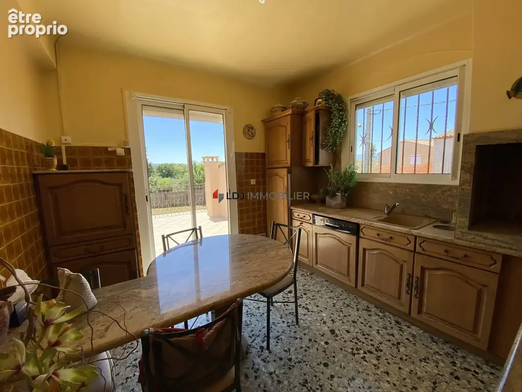 Maison 5 pièces 108 m² à vendre à Villelongue-De-La-Salanque (66410) - photo 4
