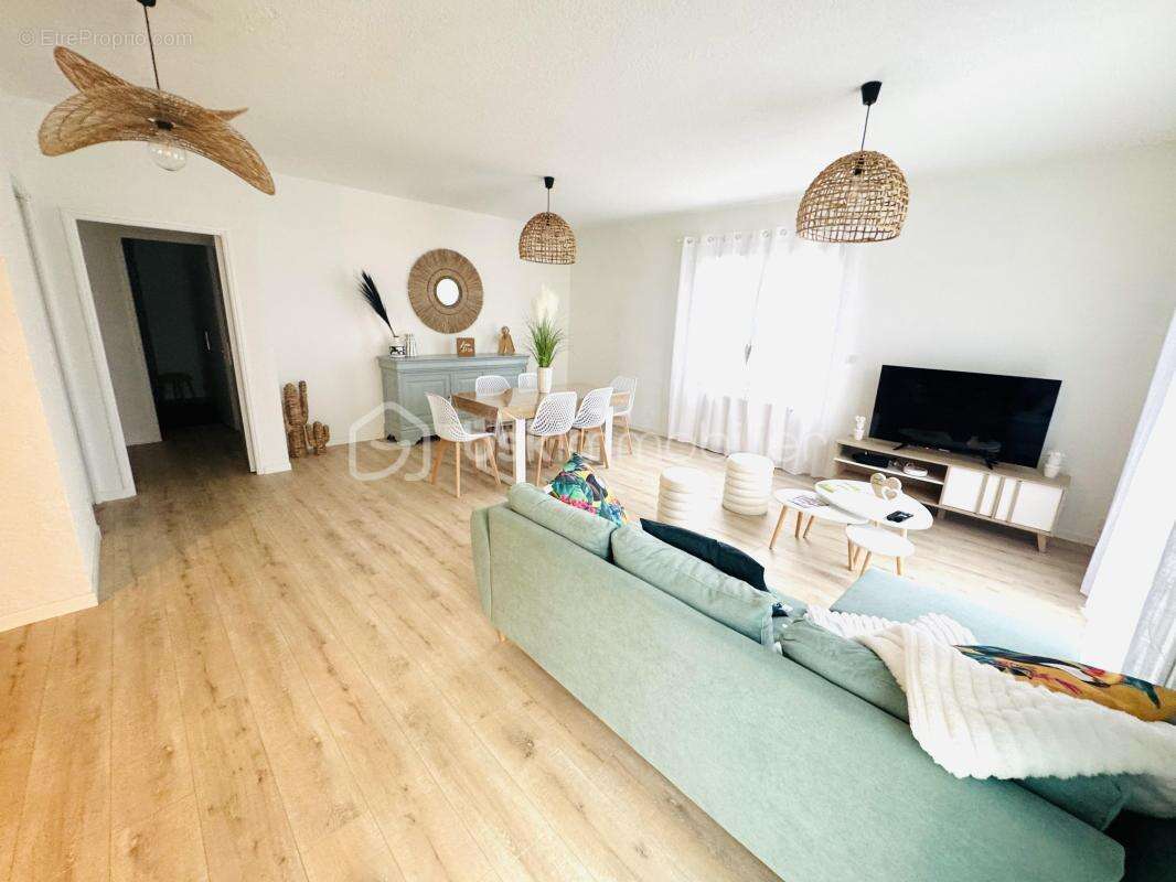 Maison à LIGNAN-SUR-ORB