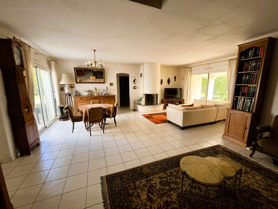 Maison à LE GIROUARD