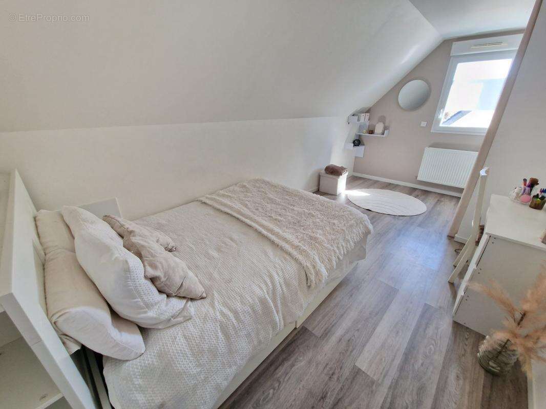 Maison à SAINT-JACQUES-SUR-DARNETAL