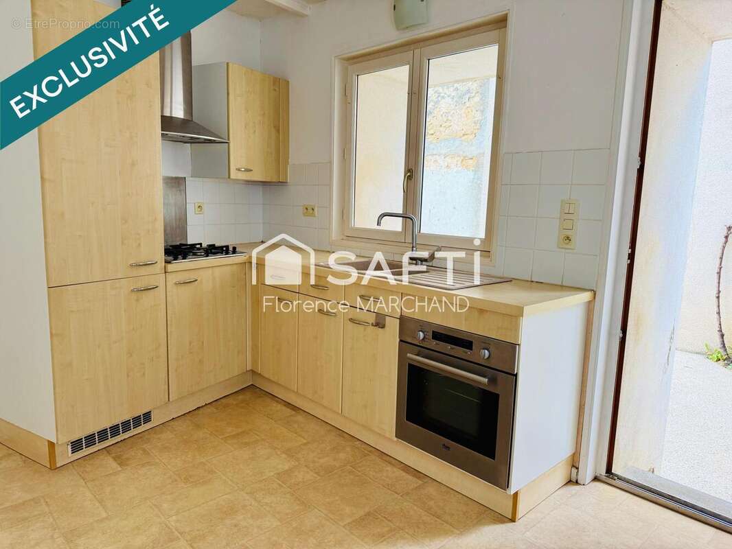 Maison 72 m² à La Mothe-Saint-Heray  - photo 3