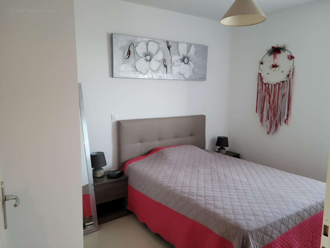 Appartement T3 Dans les Bas de Saint Pierre la Mer - photo 3