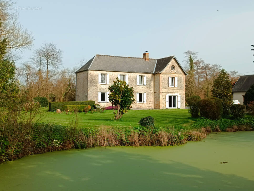 Maison à ISIGNY-SUR-MER