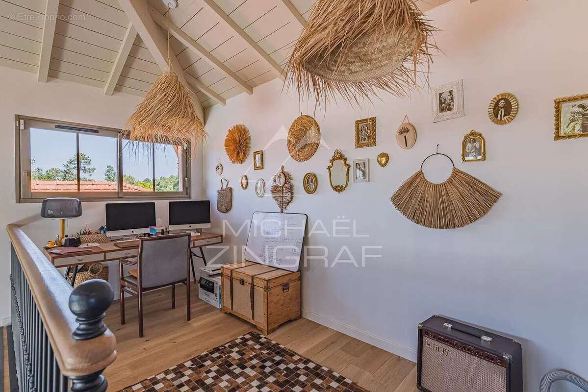 Maison à MIOS