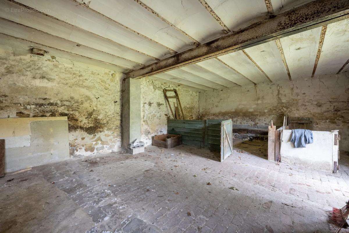 Maison à CHAUMONTEL