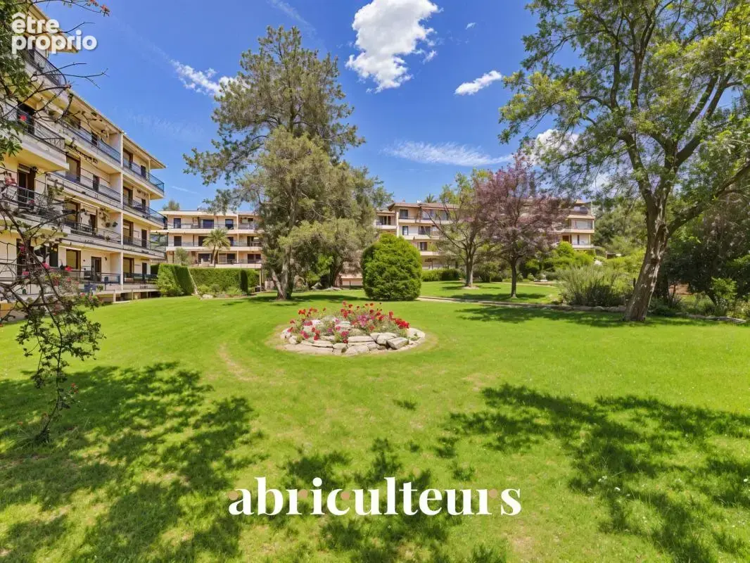 Appartement 3 pièces lumineux – Quartier La Torse – en vente à Aix-en-Provence (13100) - photo 3
